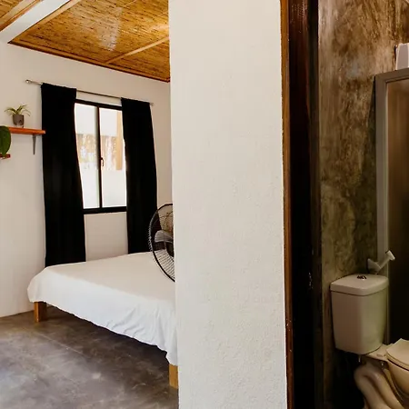 Ozen Freediving Hostel General Luna  Exterior photo