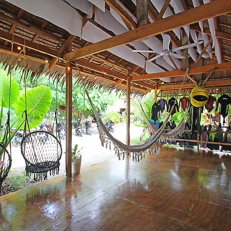 Ozen Freediving Hostel General Luna  Exterior photo
