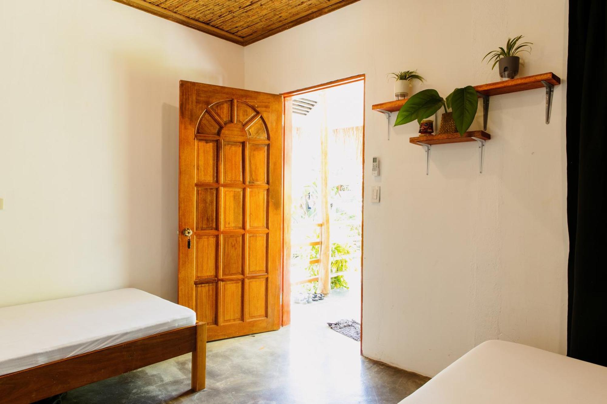 Hostel Ozen Freediving General Luna (Surigao del Norte)